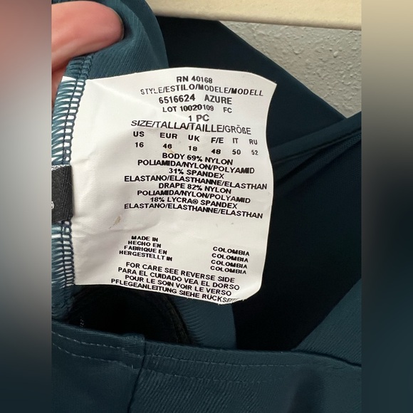 Miraclesuit Illusionist Azura Underwire One Piece
Swimsuit In Nova Size 16 New - Picture 6 of 10